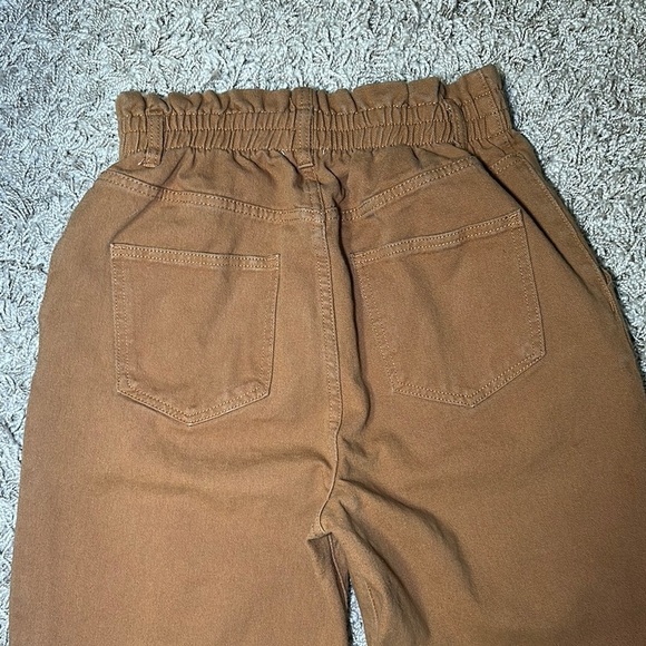 Aaron & Amber Pleated Elastic Waist Brown Pants Size Medium - Picture 6 of 7